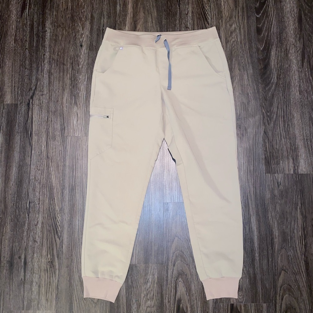 Figs Zamora Jogger Scrub Pants M Tan - Picture 2 of 8